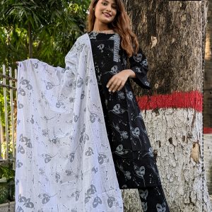 Sadakalo Presents Women's Special Screen Print Kameez Set
